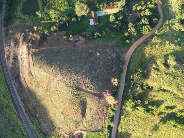 Área para Venda em Vassouras - 4
